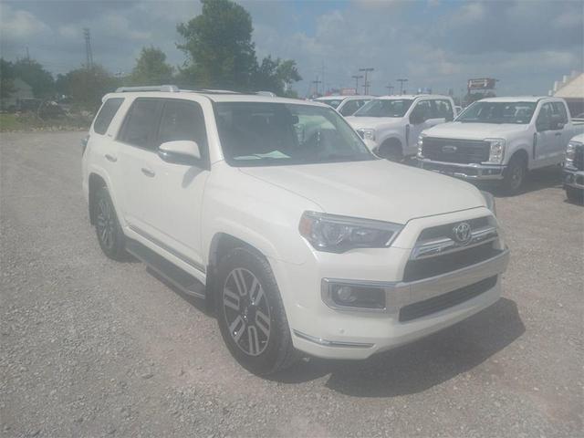 Photo of 2019 White Toyota 4Runner