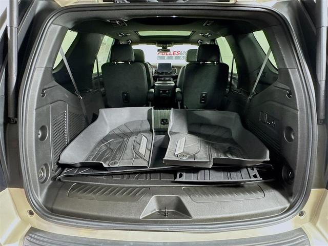 Photo of 2022 Empire Beige Metallic Chevrolet Tahoe
