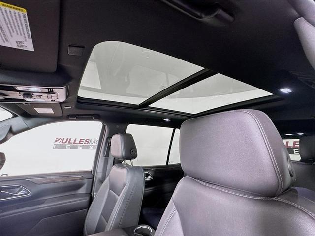 Photo of 2022 Empire Beige Metallic Chevrolet Tahoe