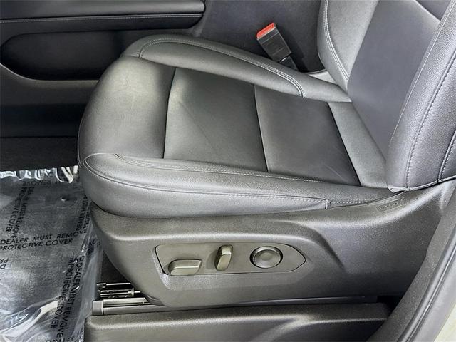 Photo of 2022 Empire Beige Metallic Chevrolet Tahoe