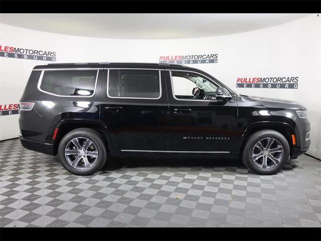 Photo of 2024 Diamond Black Jeep Grand Wagoneer