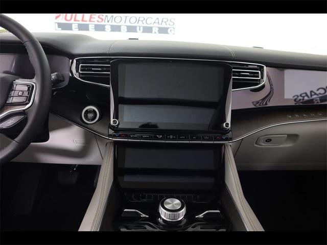 Photo of 2024 Diamond Black Jeep Grand Wagoneer