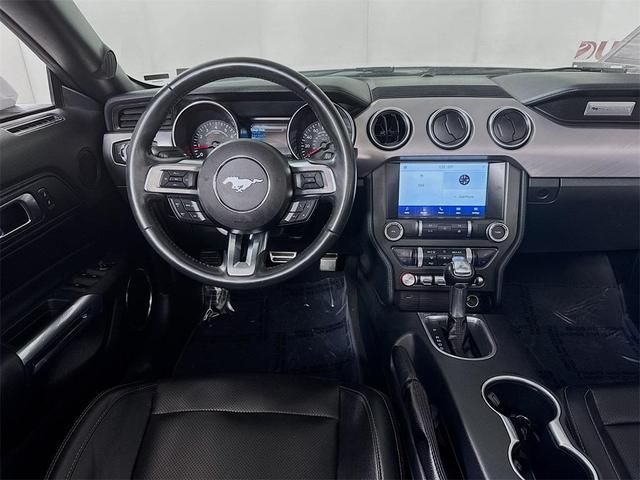 Photo of 2022 Oxford White Ford Mustang