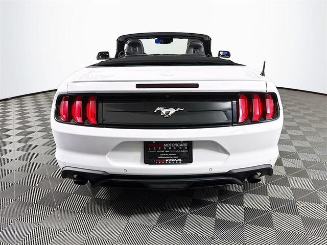 Photo of 2022 Oxford White Ford Mustang