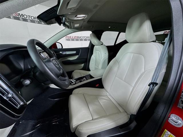 Photo of 2023 Fusion Red Metallic Volvo XC40