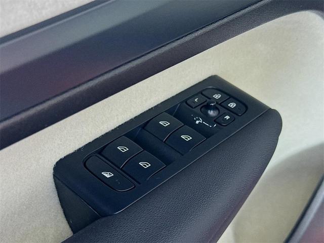 Photo of 2023 Fusion Red Metallic Volvo XC40