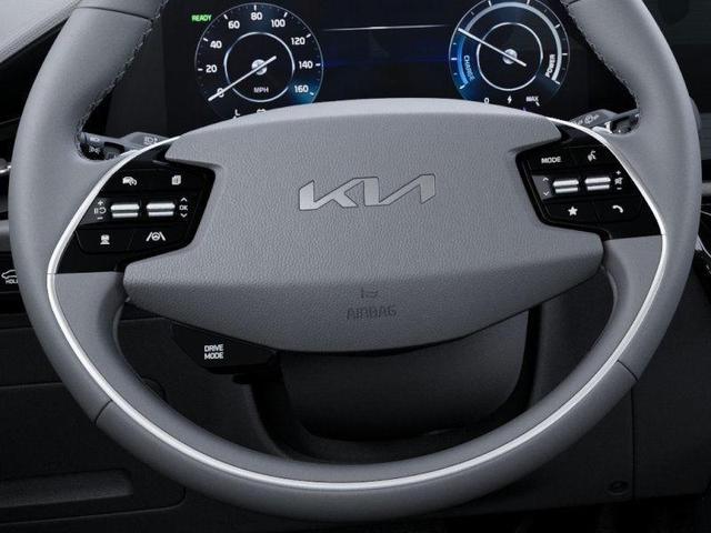 Photo of 2025 Mineral Blue Kia Niro EV