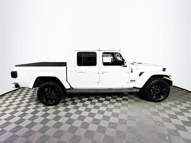 Photo of 2021 Bright White Clearcoat Jeep Gladiator