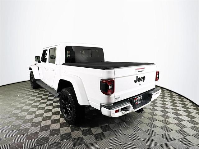 Photo of 2021 Bright White Clearcoat Jeep Gladiator