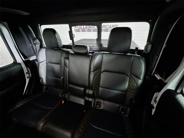 Photo of 2021 Bright White Clearcoat Jeep Gladiator