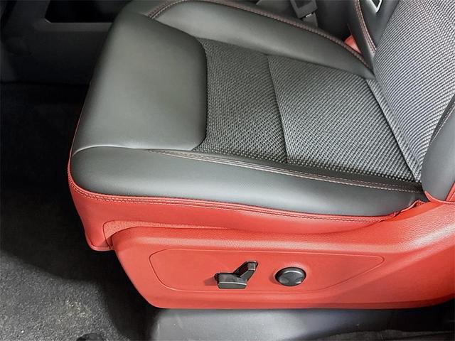Photo of 2025 Delmonico Red Pearlcoat RAM 1500