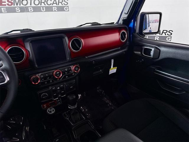 Photo of 2023 Hydro Blue Pearl Jeep Gladiator