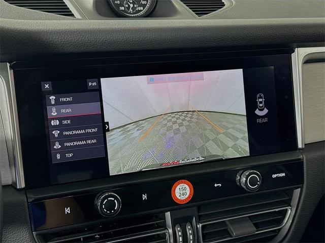 Photo of 2023 Dolomite Silver Metallic Porsche Macan