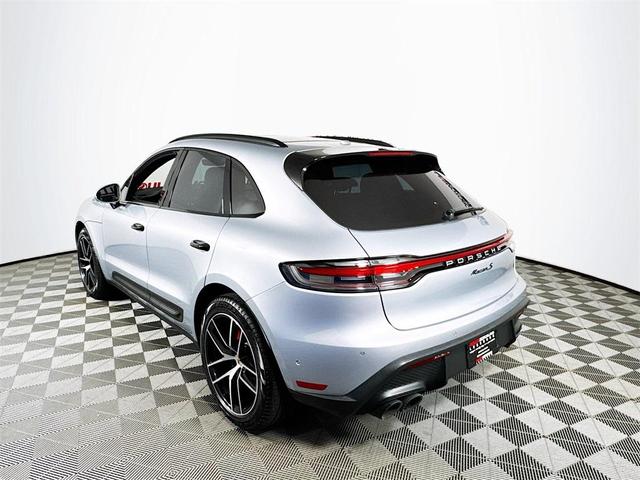 Photo of 2023 Dolomite Silver Metallic Porsche Macan