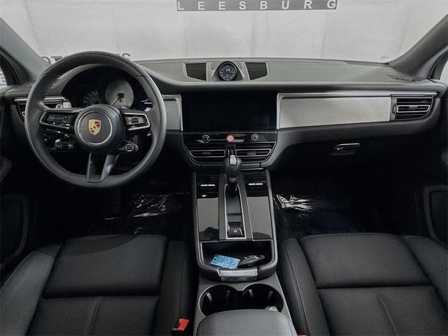 Photo of 2023 Dolomite Silver Metallic Porsche Macan