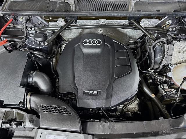 Photo of 2018 Monsoon Gray Metallic Audi Q5
