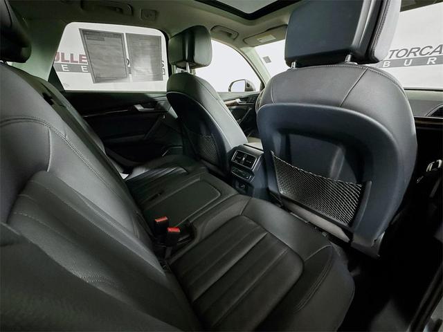 Photo of 2018 Monsoon Gray Metallic Audi Q5