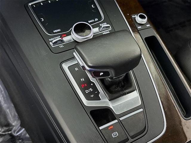 Photo of 2018 Monsoon Gray Metallic Audi Q5