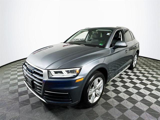 Photo of 2018 Monsoon Gray Metallic Audi Q5
