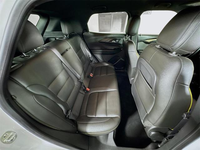 Photo of 2024 Summit White Chevrolet Trailblazer
