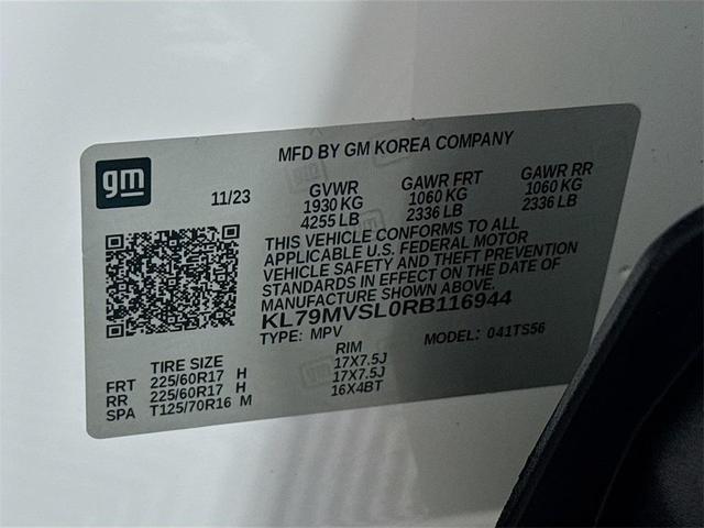 Photo of 2024 Summit White Chevrolet Trailblazer