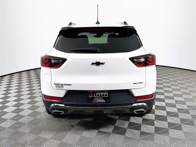Photo of 2024 Summit White Chevrolet Trailblazer