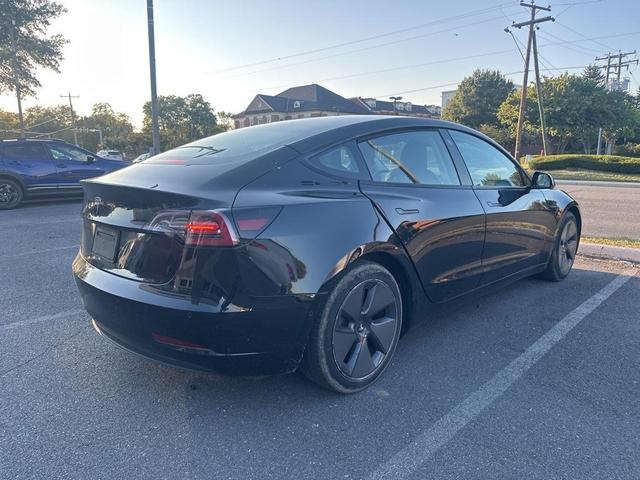 Photo of 2021 Black Tesla Model 3