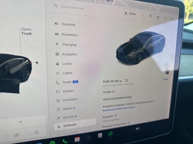 Photo of 2021 Black Tesla Model 3