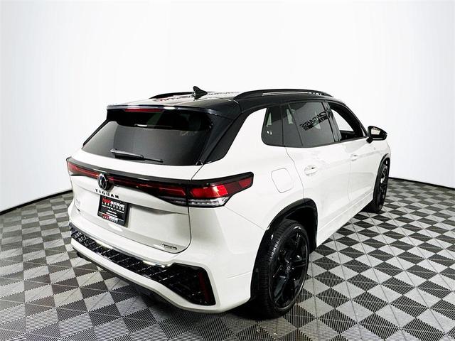 Photo of 2025 Ascot Grey With Black Roof Volkswagen Tiguan