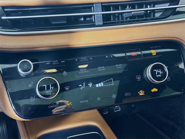 Photo of 2022 Warm Titanium / Black Obsidian INFINITI QX60