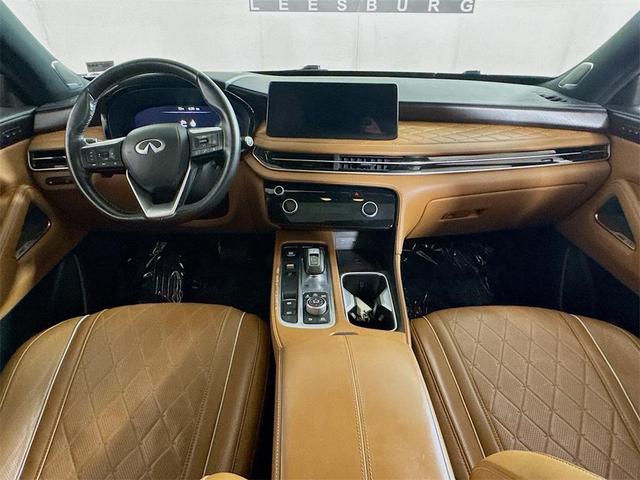 Photo of 2022 Warm Titanium / Black Obsidian INFINITI QX60