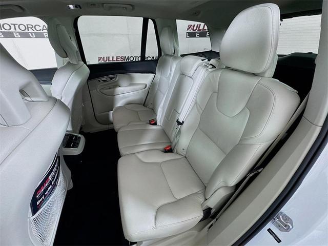 Photo of 2020 Crystal White Metallic Volvo XC90