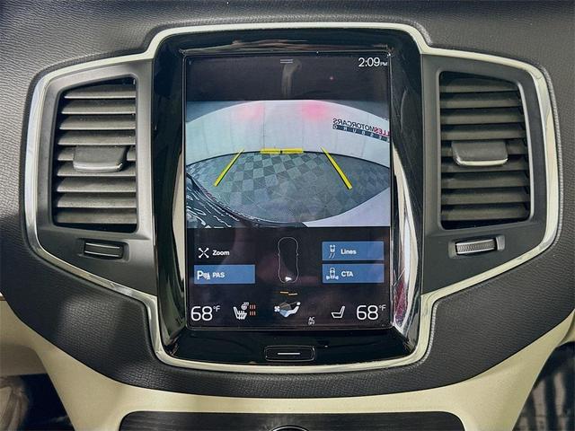 Photo of 2020 Crystal White Metallic Volvo XC90