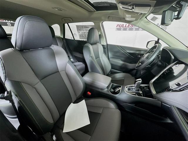 Photo of 2025 Black / Silver Subaru Outback
