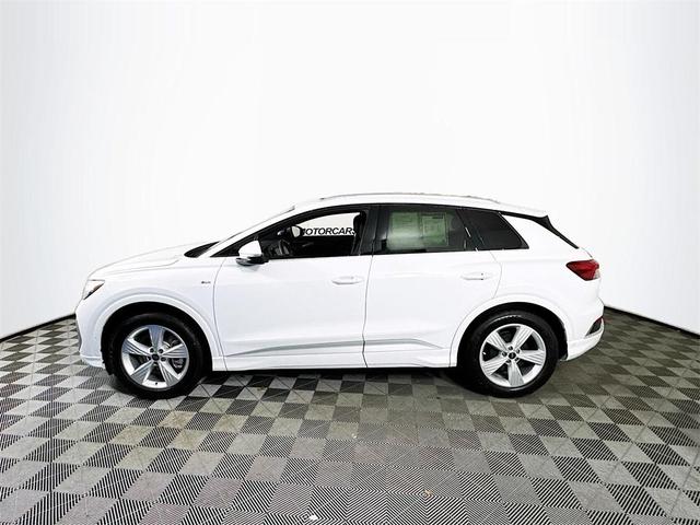 Photo of 2024 Glacier White Metallic Audi Q4 e-tron