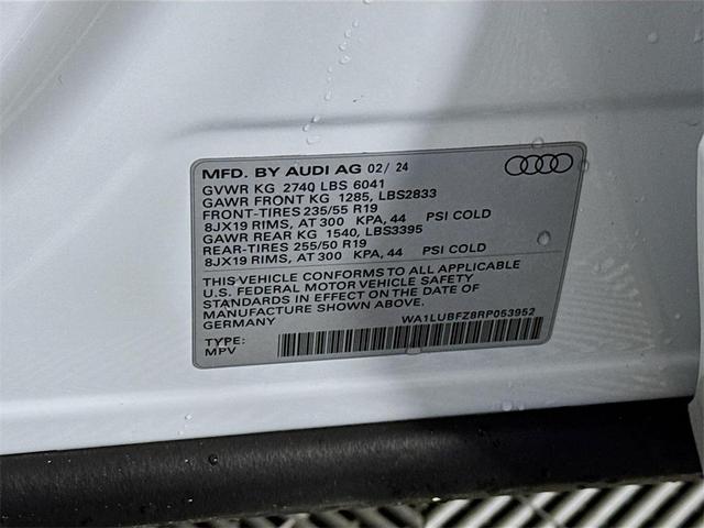 Photo of 2024 Glacier White Metallic Audi Q4 e-tron