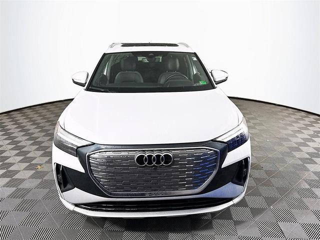 Photo of 2024 Glacier White Metallic Audi Q4 e-tron