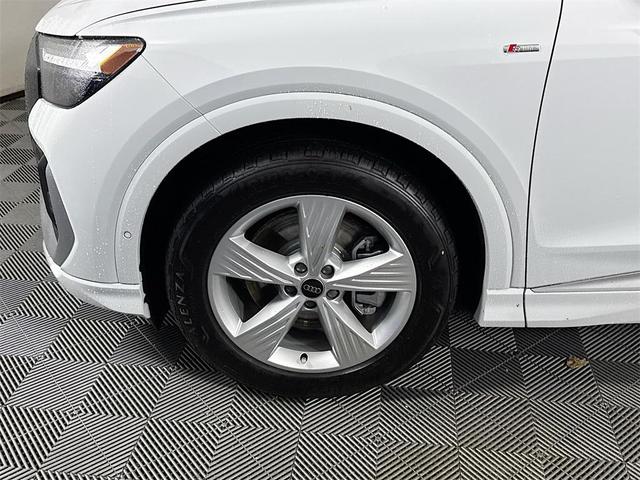 Photo of 2024 Glacier White Metallic Audi Q4 e-tron