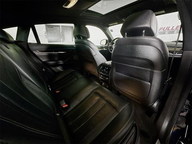 Photo of 2019 Carbon Black Metallic BMW X6