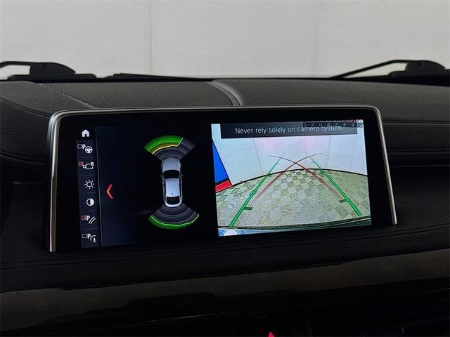 Photo of 2019 Carbon Black Metallic BMW X6