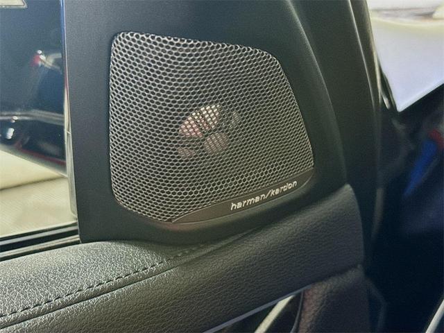 Photo of 2019 Carbon Black Metallic BMW X6