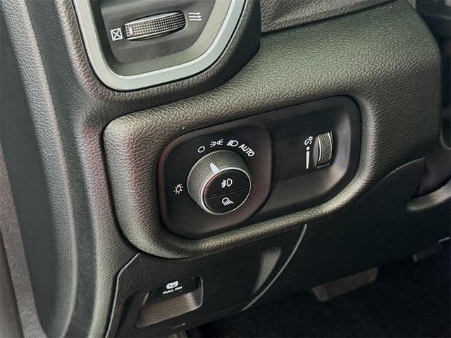 Photo of 2025 Diamond Black RAM 1500