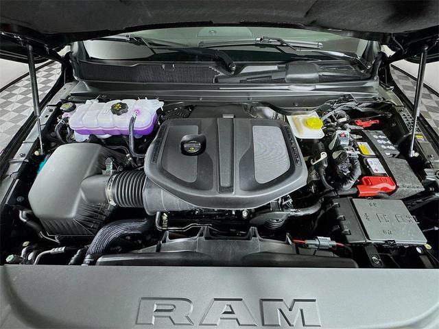 Photo of 2025 Diamond Black RAM 1500