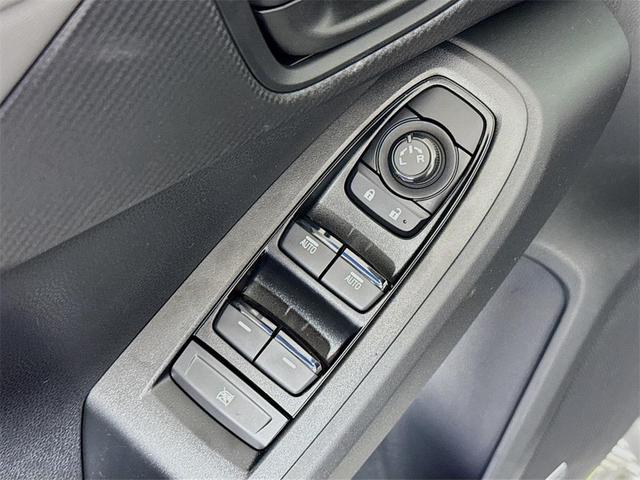 Photo of 2025 Black / Silver Subaru Crosstrek