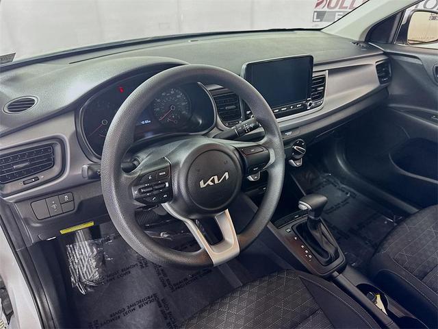 Photo of 2023 Silky Silver Kia Rio