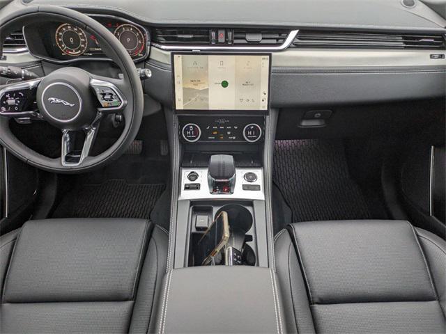 Photo of 2025 Gray Jaguar F-PACE