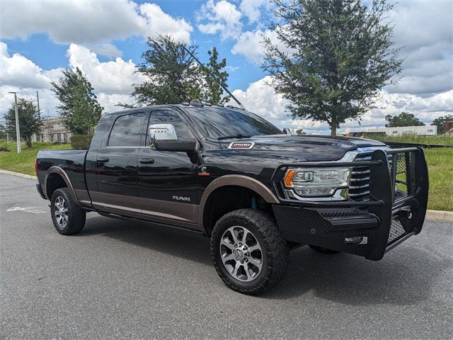 Photo of 2024 Diamond Black Crystal Pearlcoat RAM 2500