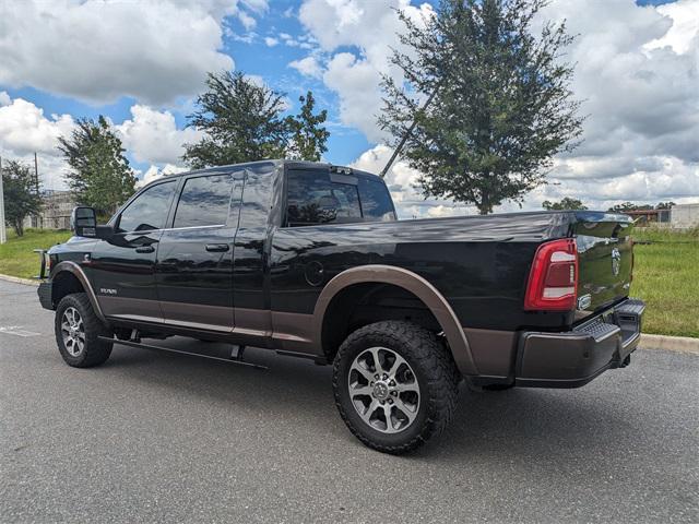 Photo of 2024 Diamond Black Crystal Pearlcoat RAM 2500