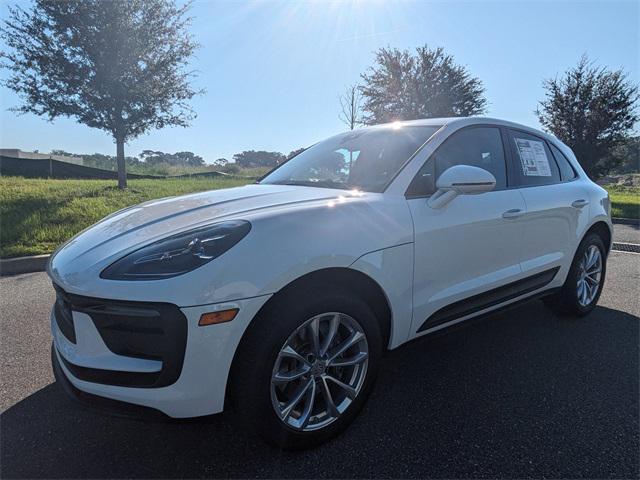 Photo of 2022 White Porsche Macan