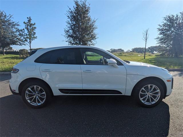 Photo of 2022 White Porsche Macan